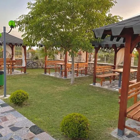 Vila Hotel מלון דירות 3*