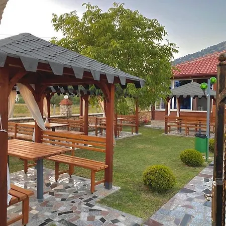 Vila Hotel شقة فندقية *