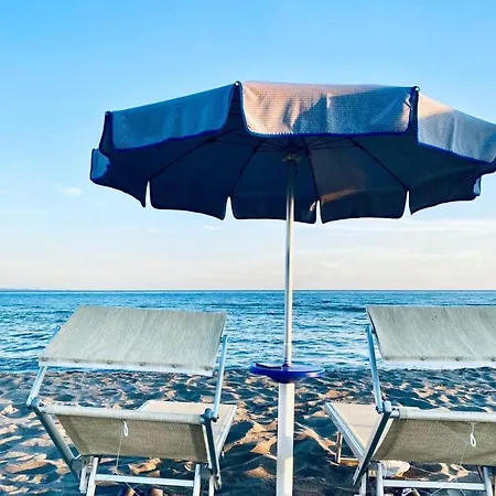 Vila Hotel 3* Velipojë