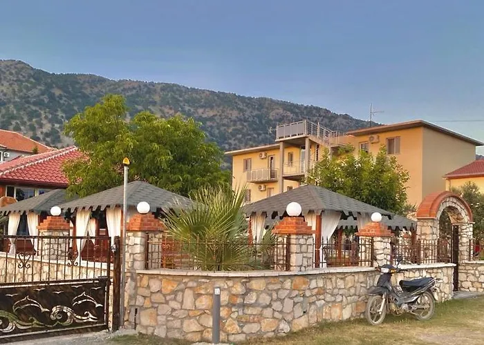 Vila Hotel 3* Велипойе