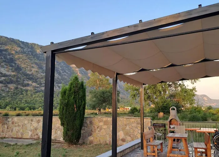 Vila Hotel 3* Велипойе